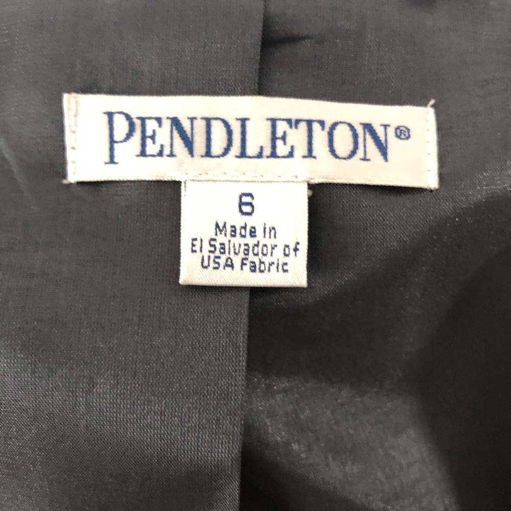 Pendleton Gray Two Button 100% Wool Jacket Size 6 - image 4